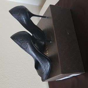 Black Gucci Guccissima Peep Toe Pumps